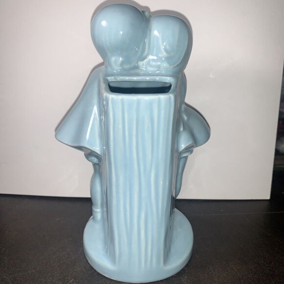 Vintage 1950s SHAWNEE Pottery Blue Boy And Girl Sweeties w Tree Stump Initials - Picture 4 of 12